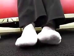 Provoking Oriental Babes Showing Off Their Lovely Toes For