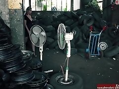 Vollbusige Sekretarin Bewirbt Sich Mit Einem Flotten Dreier Fmm Auf Die Neue