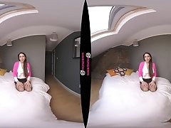 Meet In The Middle featuring Roxxy Lea - WankitNowVR