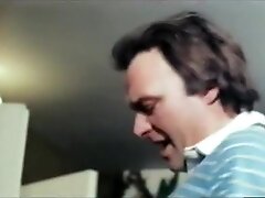 Classic French : Fantasmes pornos d'une novice en chaleur