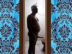 Meu Banho Gostoso Com o Pau Duro 011