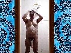 Meu Banho Gostoso Com o Pau Duro 020