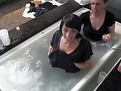 Girlfriens in bathtub clothes