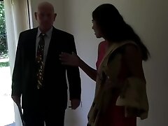 Looking For A New Place To Cum - Sahara Knite