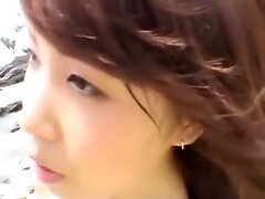Exotic Japanese model Shizuku Natsukawa in Amazing Girlfriend, Beach JAV clip