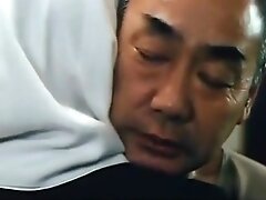 18P2P沒穿內褲的領隊 [中文字幕]