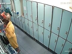 blonde changeroom.31