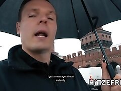 Dirty airport employee gets a huge facial - Hitzefrei